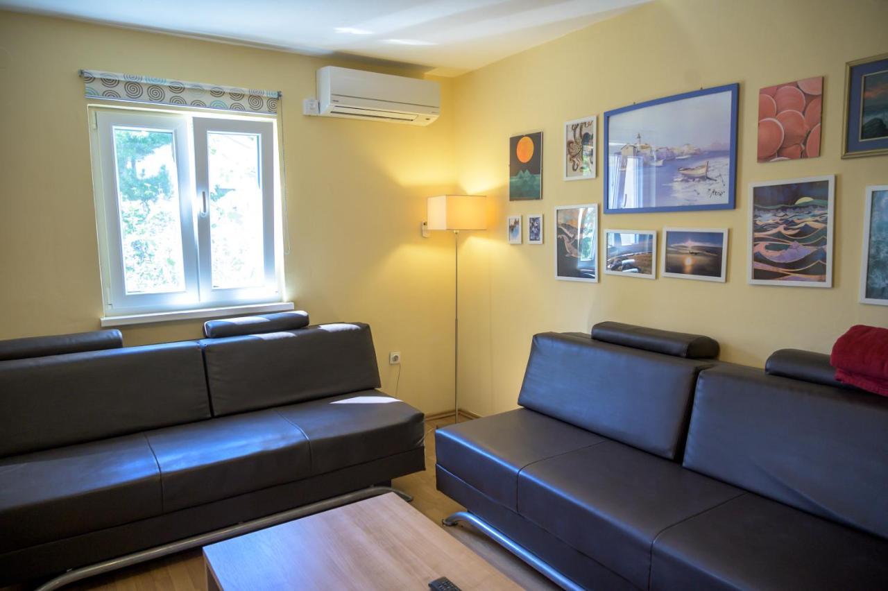 Beachfront House Ivana With Pool - Renovated 2025 Цесариця Екстер'єр фото