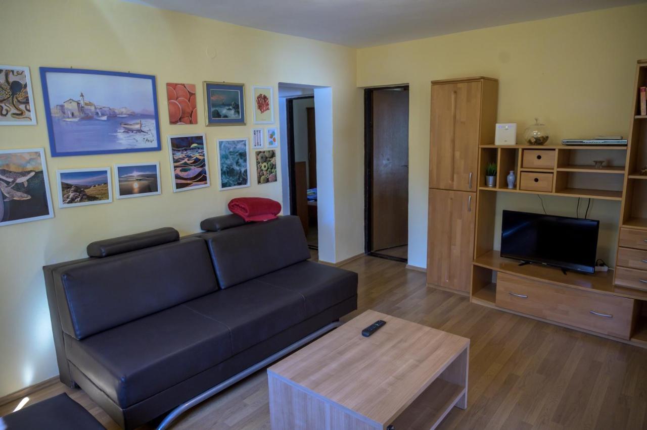Beachfront House Ivana With Pool - Renovated 2025 Цесариця Екстер'єр фото