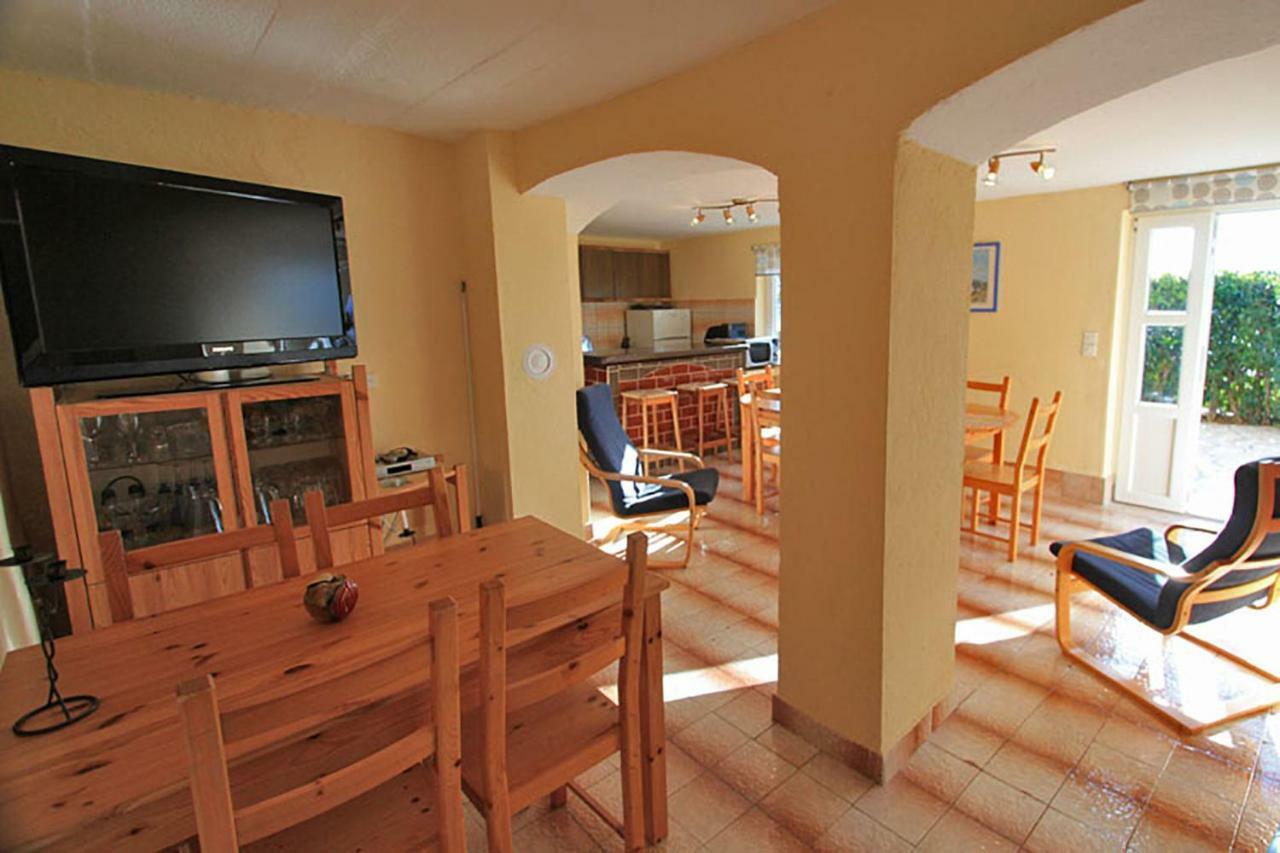 Beachfront House Ivana With Pool - Renovated 2025 Цесариця Екстер'єр фото
